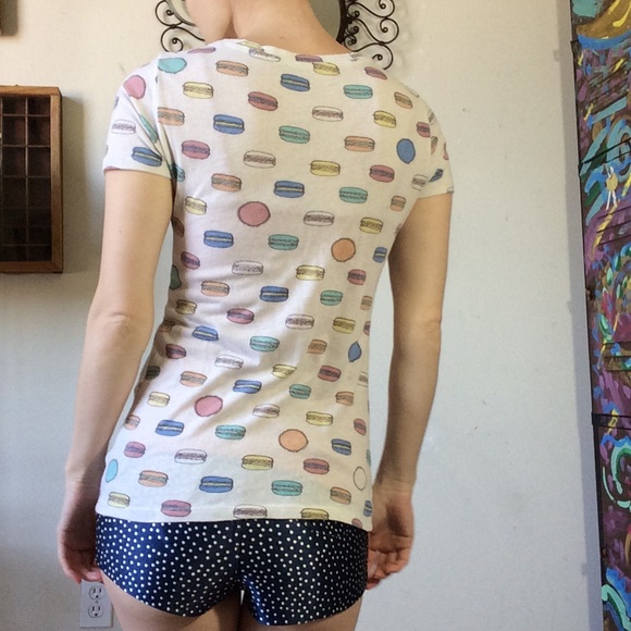 SOLD BDG Macaroon Tee Scoop Neck Macaroons - Picture 4 of 8